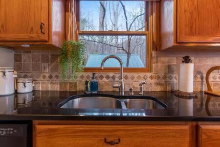 Family Fun-Relax-Mtn View-Game Rm-Hottub Villa Blue Ridge Bagian luar foto