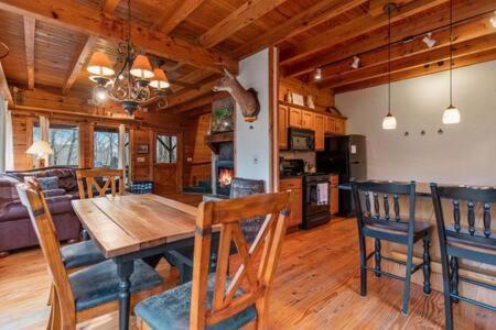 Family Fun-Relax-Mtn View-Game Rm-Hottub Villa Blue Ridge Bagian luar foto